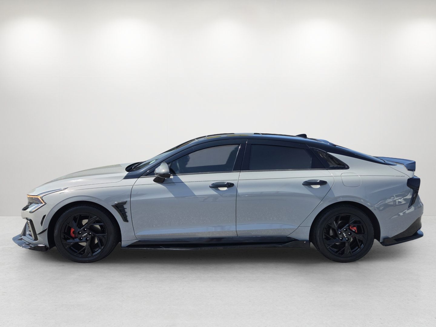 Used 2025 Kia K5 GT-Line w/ GT-Line Premium Package FWD image 8