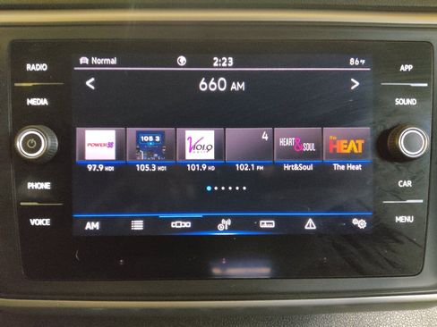 Used 2021 Volkswagen Atlas Cross Sport SE AWD/4WD image 25