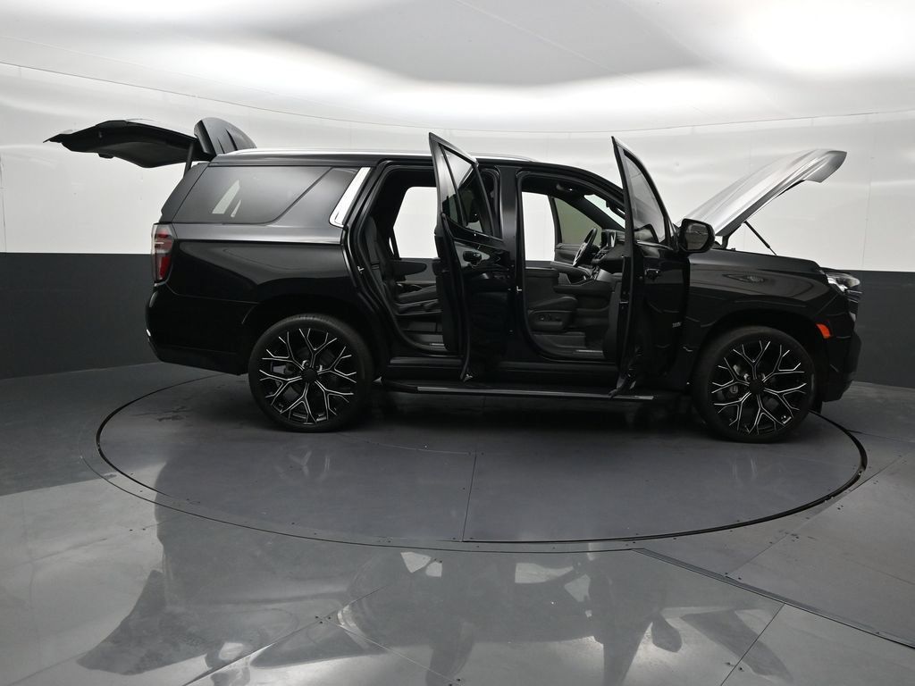 Used 2023 Chevrolet Tahoe LT RWD image 33