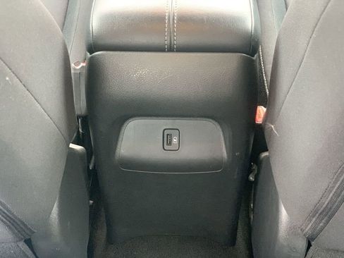 Used 2022 Nissan Sentra SV image 19