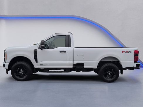 Used 2023 Ford F350 XL w/ STX Appearance Package AWD/4WD image 12