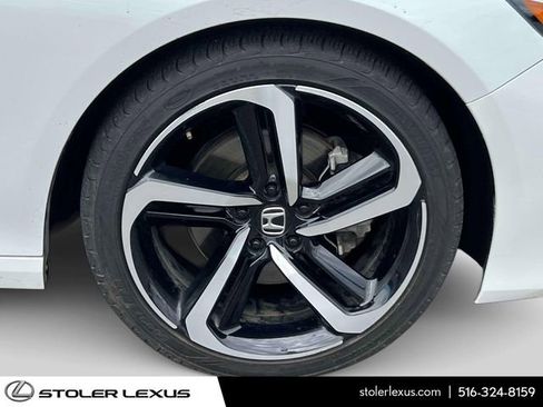 Used 2022 Honda Accord Sport image 11