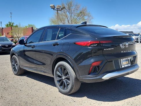 Used 2025 Buick Envista Sport Touring w/ Convenience I Package FWD image 8