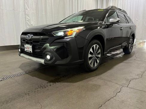 Used 2023 Subaru Outback Touring XT AWD/4WD image 25