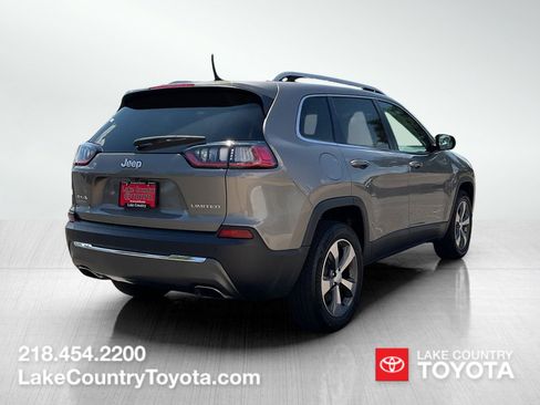 Used 2019 Jeep Cherokee Limited AWD/4WD image 5