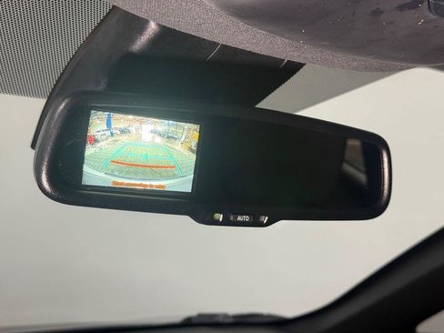 Used 2018 Toyota C-HR XLE FWD image 21