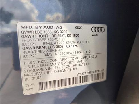 Used 2020 Audi e-tron Prestige image 29