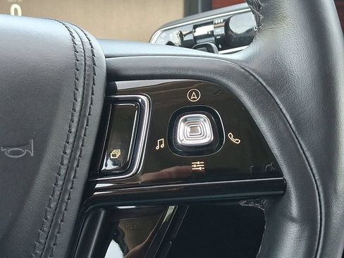 Used 2023 Lincoln Aviator Reserve w/ Elements Package Plus AWD/4WD image 24