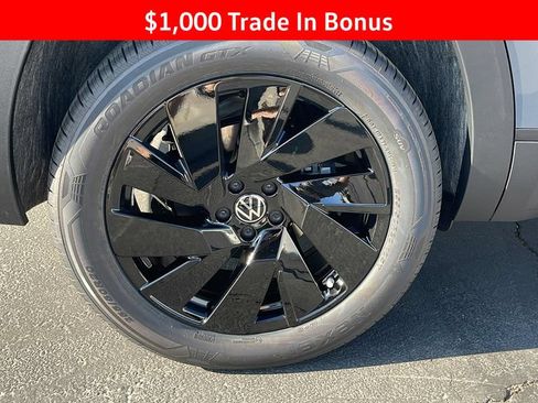 New 2026 Volkswagen Atlas SE FWD image 33