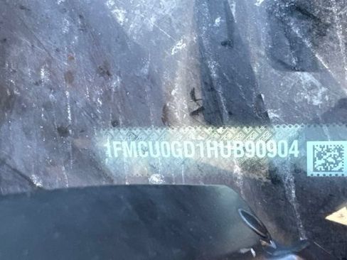 Used 2017 Ford Escape SE FWD image 12