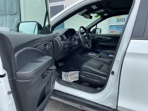 Used 2022 Honda Passport TrailSport image 9