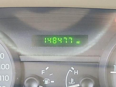 Used 2007 Mercury Grand Marquis GS RWD image 23