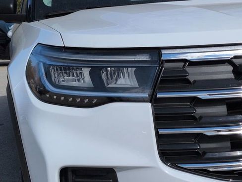 New 2026 Ford Explorer Active image 9