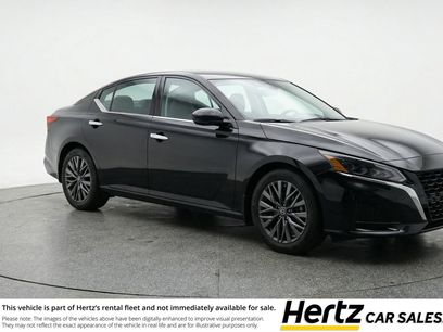 Used 2025 Nissan Altima 2.5 SV
