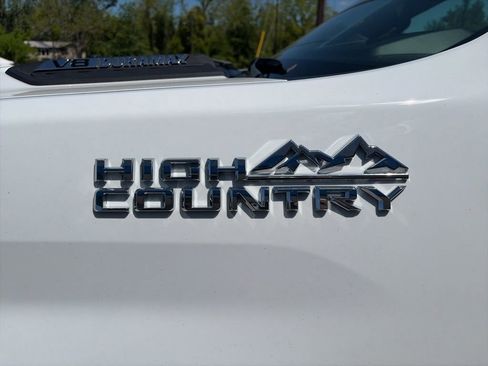 New 2026 Chevrolet Silverado 3500 High Country w/ High Country Premium Package AWD/4WD image 12