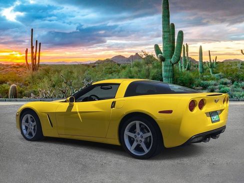 Used 2007 Chevrolet Corvette Coupe w/ Preferred Equipment Group RWD image 5