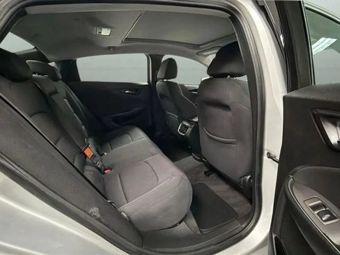 Used 2021 Chevrolet Malibu LT FWD image 23