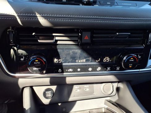 New 2025 Nissan Rogue SL image 26