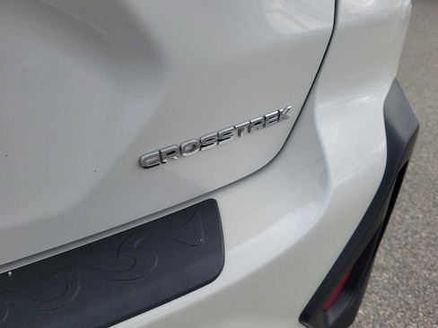 Used 2024 Subaru Crosstrek 2.0i Premium image 31