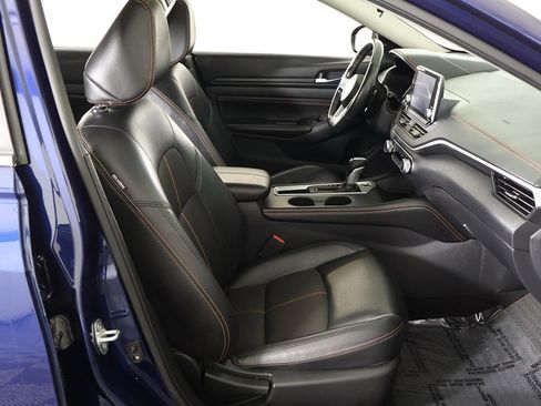 Used 2022 Nissan Altima 2.0 SR image 29