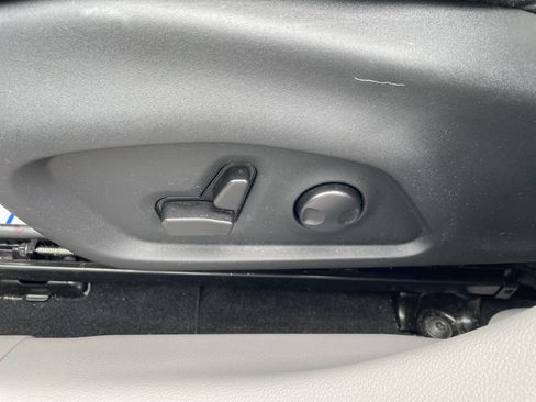 Used 2022 Jeep Compass Limited image 12