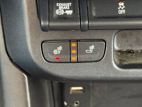 Used 2018 Chevrolet Colorado Z71 AWD/4WD image 27