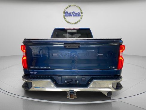 Used 2020 Chevrolet Silverado 2500 LTZ w/ LTZ Premium Package image 4