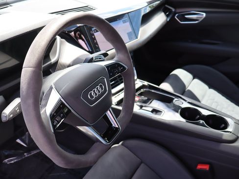 Used 2022 Audi e-tron GT Premium Plus AWD/4WD image 10