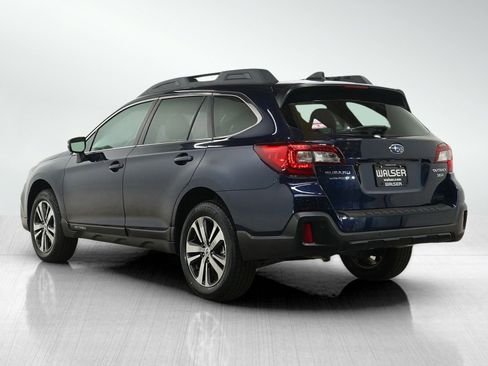 Used 2018 Subaru Outback 3.6R Limited image 3