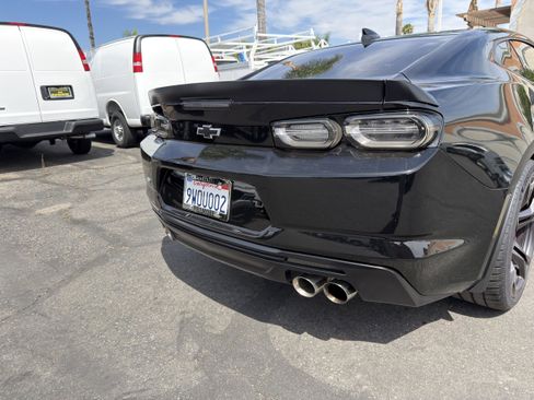 Used 2023 Chevrolet Camaro SS image 34