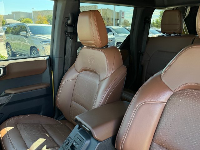 Used 2023 Ford Bronco Heritage Edition AWD/4WD image 16
