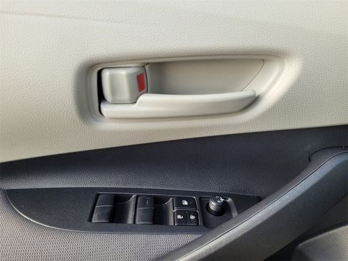 Certified 2026 Toyota Corolla LE image 27