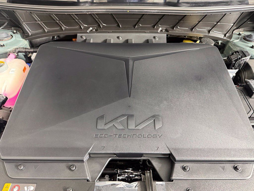 Used 2026 Kia Niro Wind FWD image 23