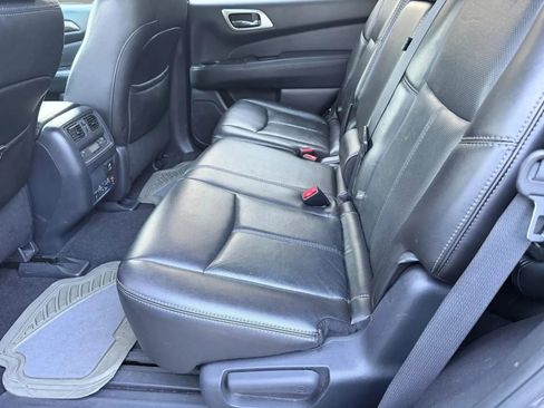 Used 2014 Nissan Pathfinder Platinum w/ Platinum Premium Package AWD/4WD image 11