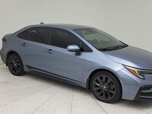 Used 2023 Toyota Corolla SE image 7