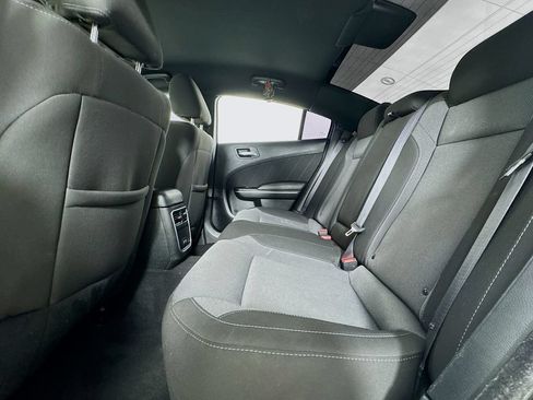 Used 2022 Dodge Charger SXT RWD image 11