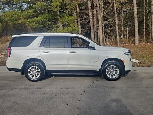 Used 2021 Chevrolet Tahoe LT w/ Luxury Package image 6