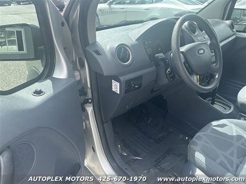 Used 2011 Ford Transit Connect XLT image 21