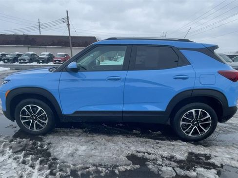 Certified 2024 Chevrolet TrailBlazer LT w/ LT Cold Weather Package image 5