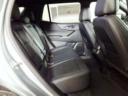 New 2026 Chevrolet Equinox LT w/ Convenience Package II FWD image 10