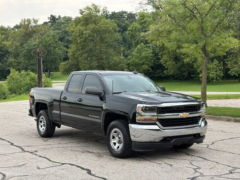Used 2017 Chevrolet Silverado 1500 LS w/ Trailering Package AWD/4WD image 8