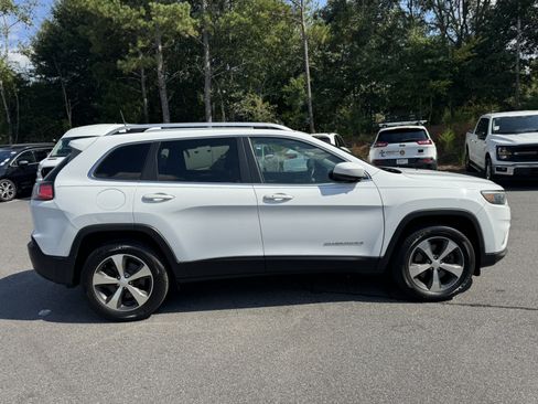 Used 2019 Jeep Cherokee Limited AWD/4WD image 4