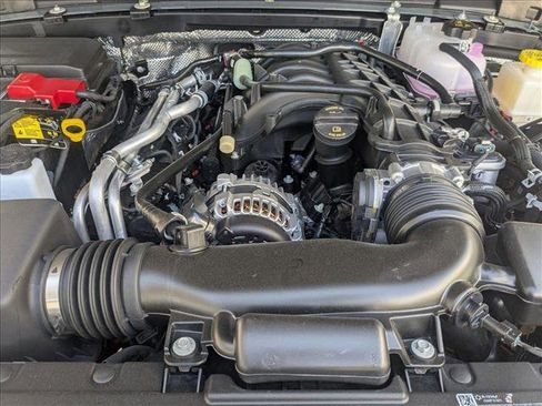 New 2025 Jeep Gladiator Rubicon w/ Convenience Group image 17