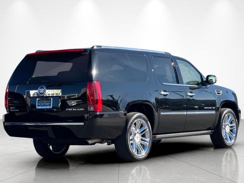 Used 2011 Cadillac Escalade ESV Platinum image 6