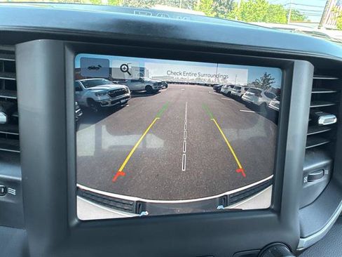 Used 2022 RAM 1500 Big Horn AWD/4WD image 18