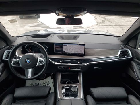 Certified 2024 BMW X5 xDrive40i w/ M Sport Package image 21