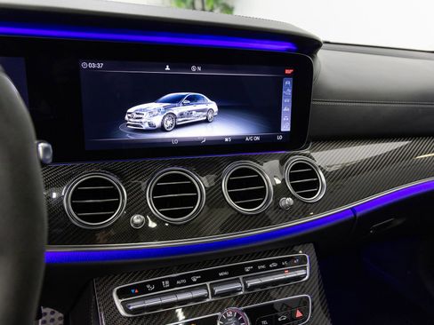 Used 2018 Mercedes-Benz E 63 AMG S image 19