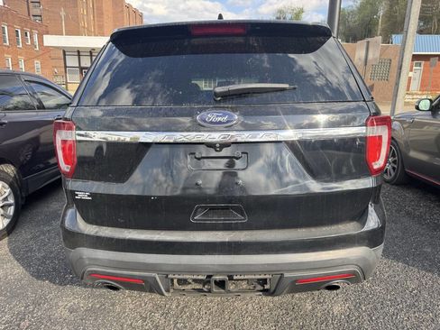 Used 2017 Ford Explorer 4WD w/ Class II Trailer Tow Package image 5