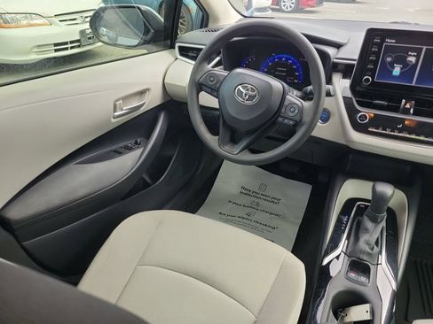 Used 2020 Toyota Corolla LE image 22