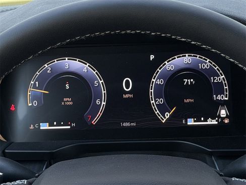 New 2025 Jeep Grand Cherokee L Altitude image 12